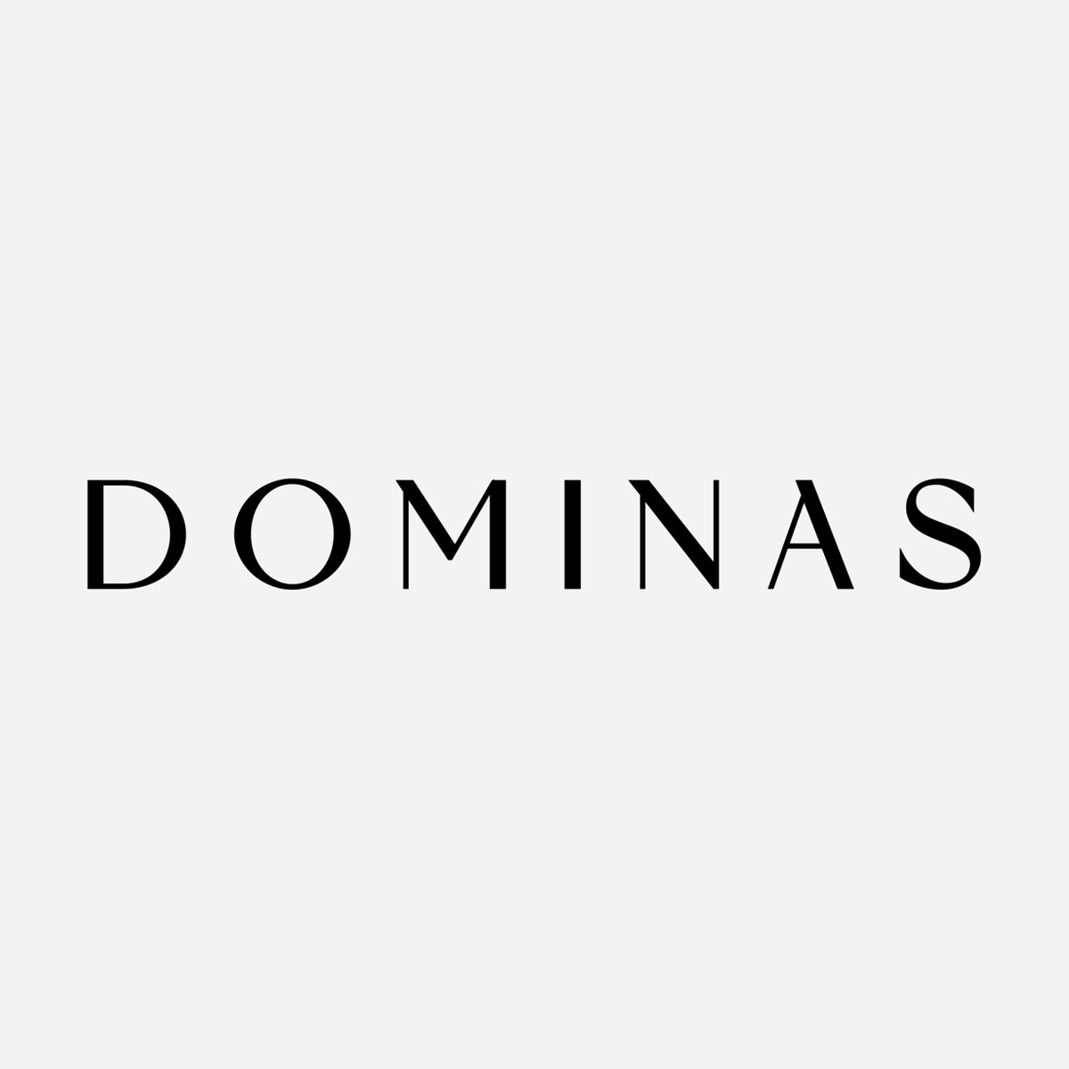 Dominas
