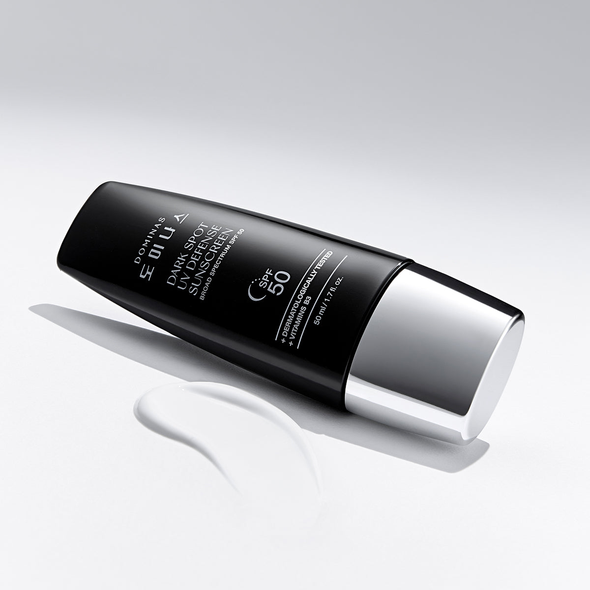 DOMINAS DARK SPOT UV DEFENSE SUNSCREEN BROAD SPECTRUM SPF 50 (50ml / 1.7 fl.oz.)