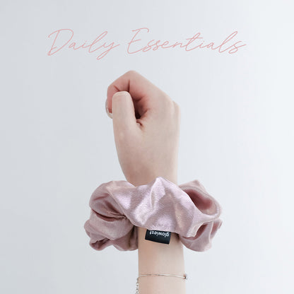 glowiest Effortless Satin Hair Scrunchie (Pink)